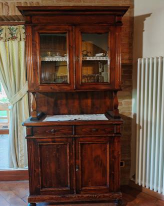 Credenza in legno massello