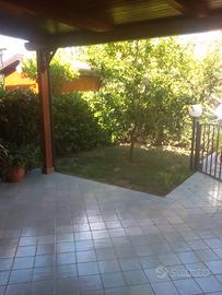 Settembre villapiana lido con giardino