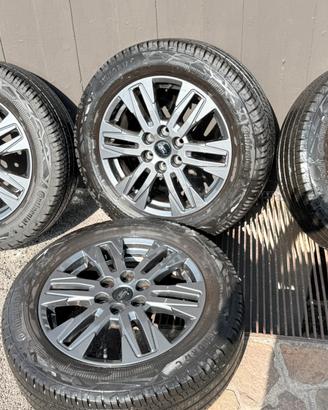 Cerchi in lega da17con gomme ford custom tourneo