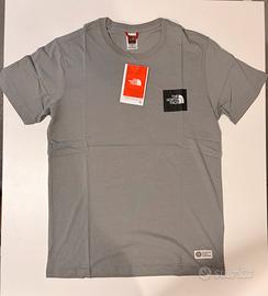 T-shirt The North Face Grigia - tg M