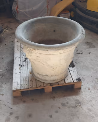 vaso in cemento 