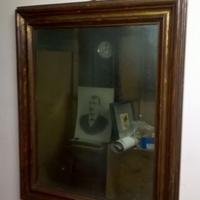 Bella cornice anticata con specchio