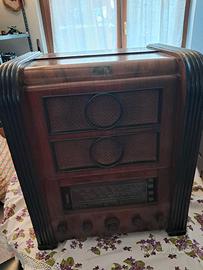 RADIO LA VOCE DEL PADRONE MOD.141