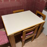 Tavolo in legno apribile GRATIS