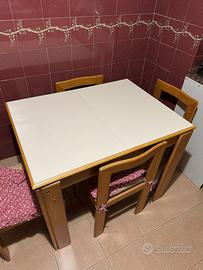 Tavolo in legno apribile GRATIS