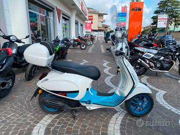 Vespa 150 Primavera - 2024