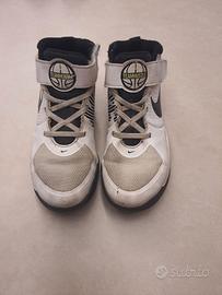 Scarpe ginnastica Nike Team Hustle