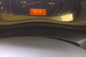 Autonegozio attrezzato per formaggi e salumi