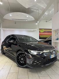 Volkswagen Golf GTI 2.0 TSI DSG