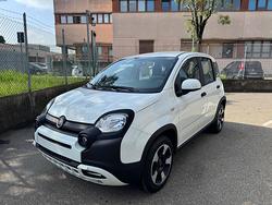 FIAT Panda 1.0 FireFly Hybrid City Cross KM.0 PR