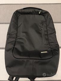 Zaino Incase