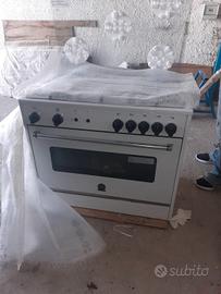 cucina 5 fuochi con forno grande elettrico 