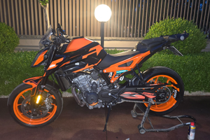 Ktm duke 890 gp