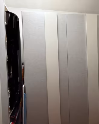 Armadi camera da letto.
