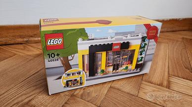 LEGO 40528 LEGO Store