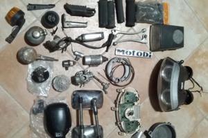 Lotto o singole parti usate moto e scooter