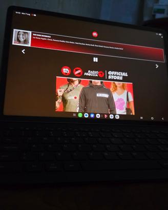 Samsung tab 10  con tastiera con due giorni di vit