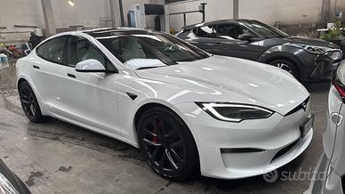 Tesla model s plaid