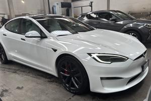 Tesla model s plaid