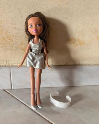 Bambola Bratz Sun Kissed Yasmin anni 2000