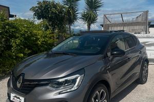 Renault Captur Plug-in Hybrid E-Tech 160 CV Initia