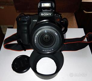 Macchina fotografica digitale Sony Alpha 200