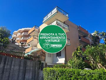 0ACS2000 - AMPIO APPARTAMENTO CON VISTA MARE