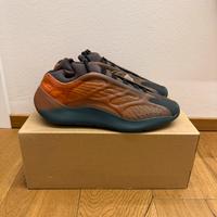 Yeezy 700 Copper Fade US 12 EU 46 2/3 nuove