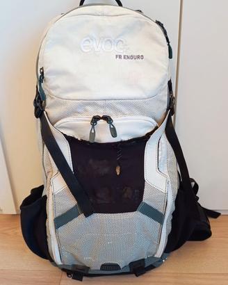 Zaino MTB Evoc FR Enduro 16L paraschiena