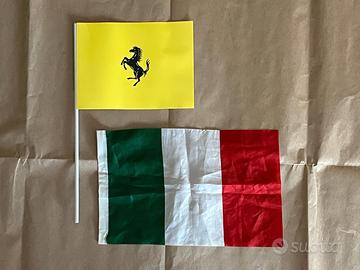 Bandiera piccola Ferrari cavalcade ufficiale + ITA