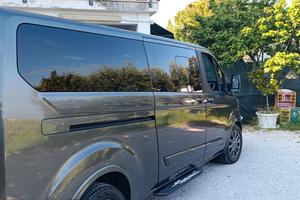 Ford Tourneo Custom 9 posti 