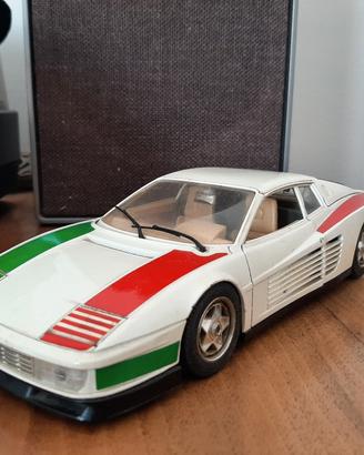 modellino auto ferrari testarossa burago 1:18