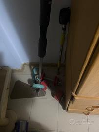 Panca palestra con manubri bilanciere e pesi