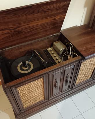 Cassapanca contenitore con stereo vintage anni '70
