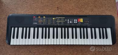 Yamaha PSR-F52