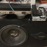 Impianto stereo auto