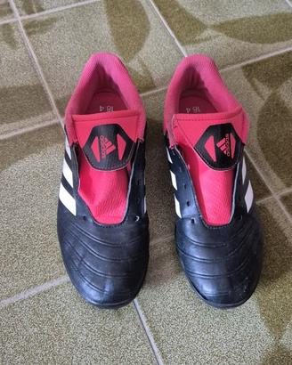 Scarpe da calcio Adidas rosso e nero