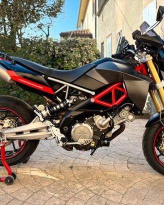Aprilia Dorsoduro 750 Factory