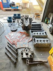 Motore V8 Alfa Romeo Montreal originale AR00564