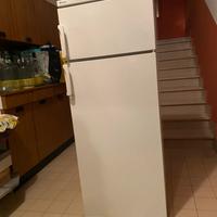 Frigorifero indesit con congelatore