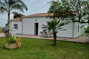 Villetta ammobiliata con ampio giardino