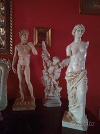 statuette consegna a mano Lucera foggia 