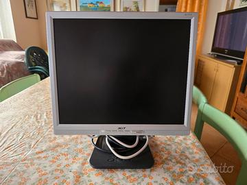 monitor Acer 17 pollici con audio 