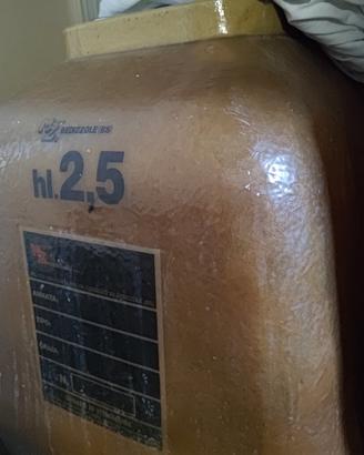 botte per vino in vetroresina 2,5 qli