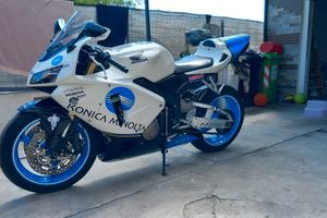 moto Honda CBR 600rr