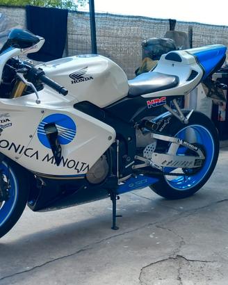 moto Honda CBR 600rr