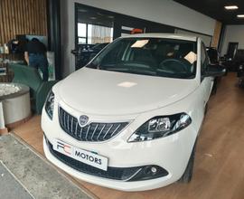 Lancia Ypsilon Hybrid Gold