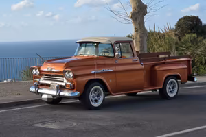 Chevrolet Apache 3100Longbed Stepside v8 matching