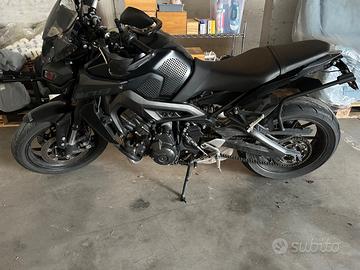 YAMAHA MT09