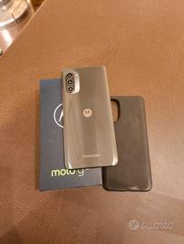 Motorola g52